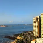 Apê de 2 quartos reformado e decorado a 100m da Beira Mar