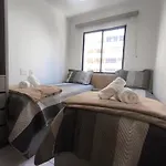 Apê de 2 quartos reformado e decorado a 100m da Beira Mar