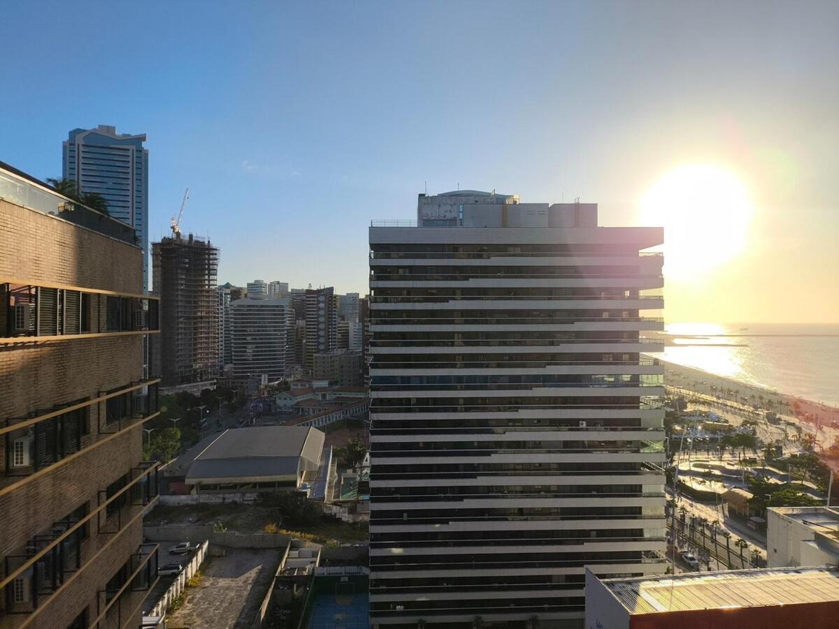 Confortavel De 2 Quartos A 100m Da Beira Mar Apartamento *