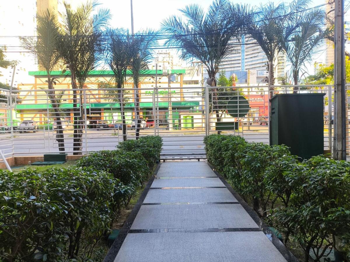 Confortavel De 2 Quartos A 100m Da Beira Mar Apartamento